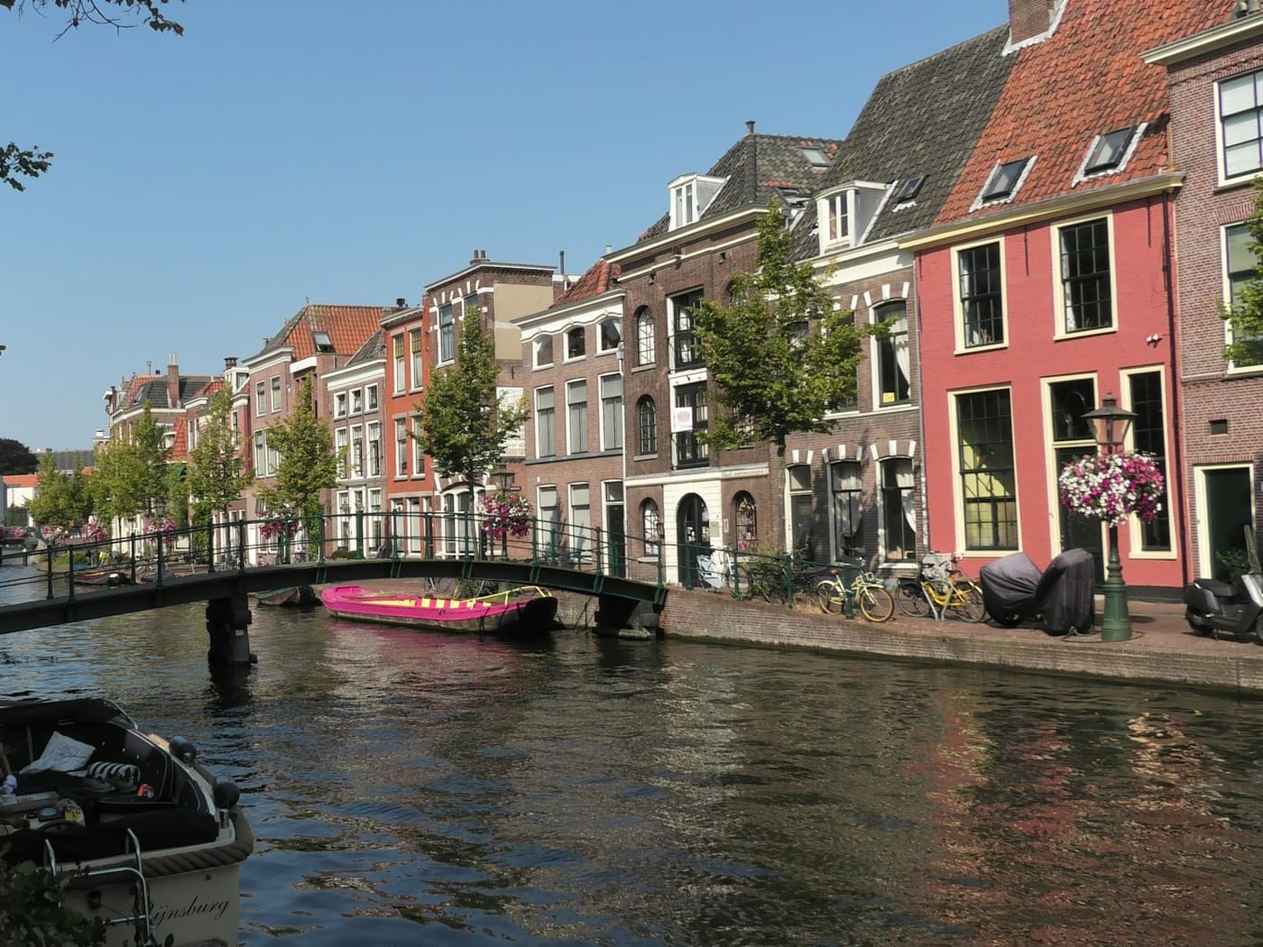 De Oude Rijn in Leiden, de rivier waaraan ook Leiderdorp ligt